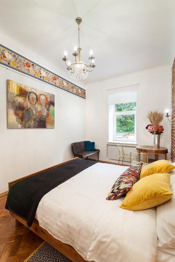 Gallery Art Apartment Lviv Extérieur photo