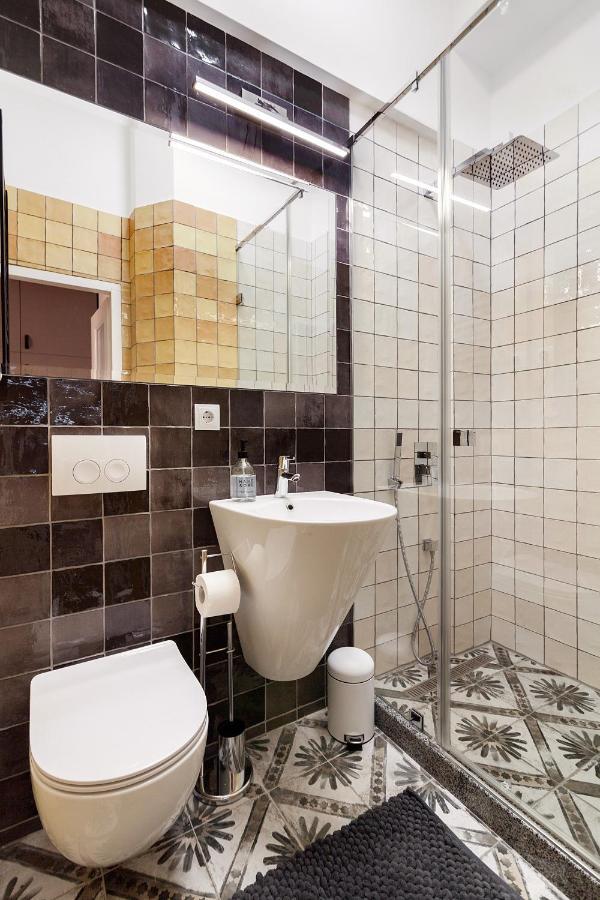 Gallery Art Apartment Lviv Extérieur photo